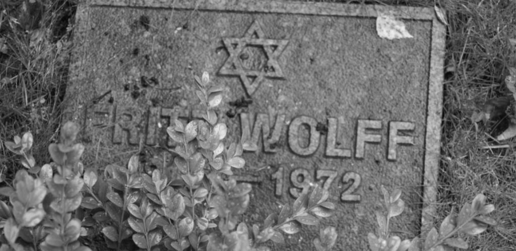 1972 Beisetzung auf dem Waldfriedhof Skogskyrkogården in Stockholm (Quelle: billiongraves)
