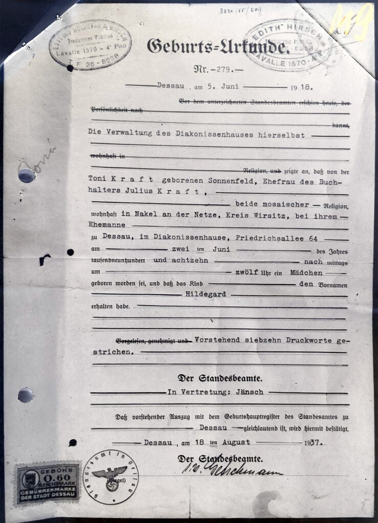 Geburtsurkunde: Hildegard Kraft wird am 2. Juni 1918 in Dessau geboren. Die Eltern wohnen in Nakel an der Netze/heute Nakło nad Notecią, Polen. (Quelle: Landesamt für Bürger- und Ordnungsangelegenheiten, Entschädigungsbehörde: Entschädigungsakte Nr. 321.096)